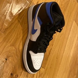 Blue/white/black Jordan 1